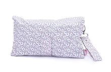Load image into Gallery viewer, Beij flowers diaper wallet