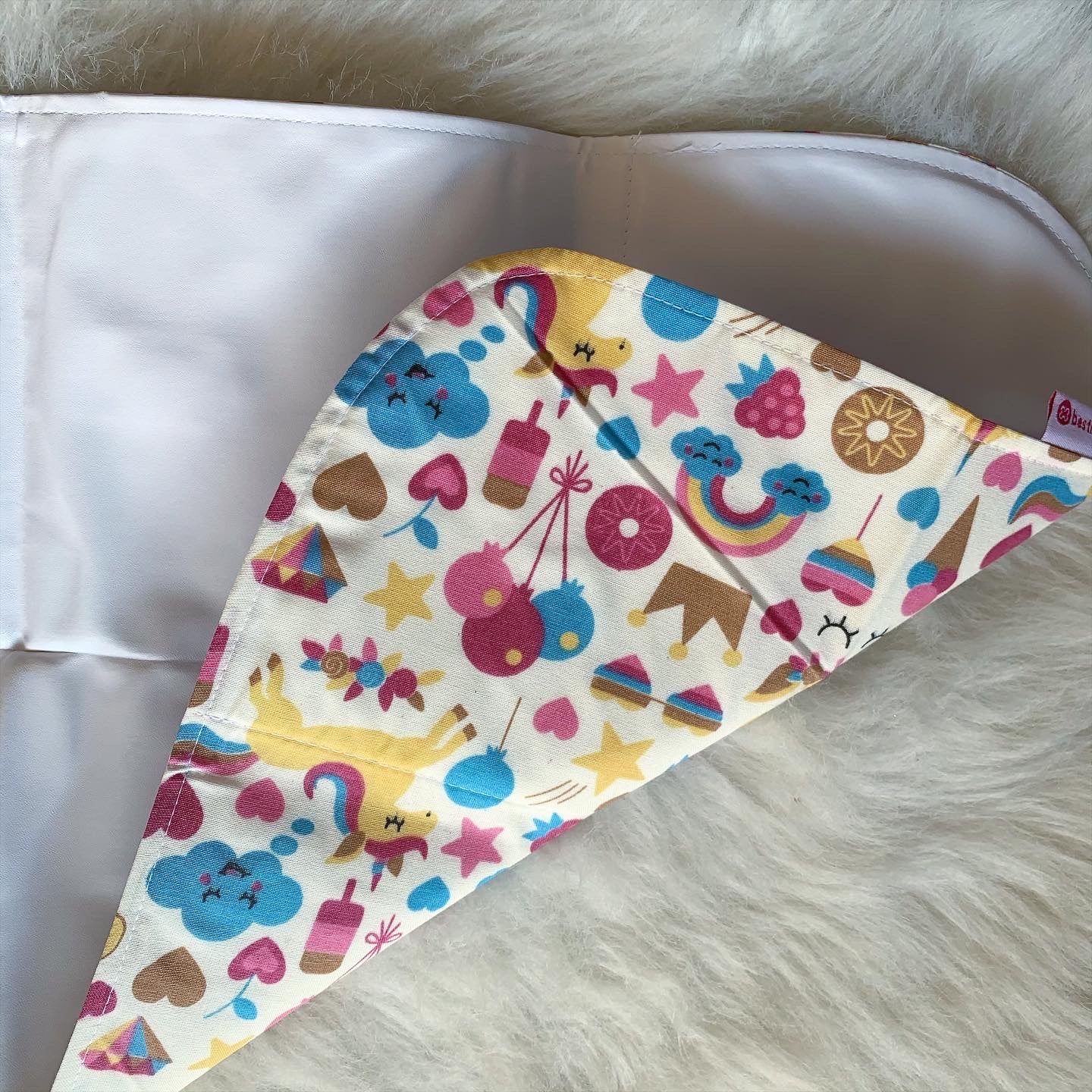 Unicorn changing mat soft fabric side close-up
