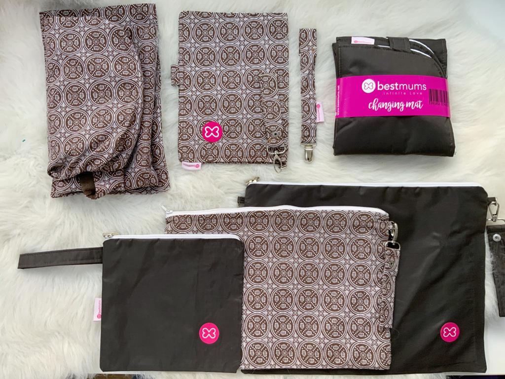 Brown baby set