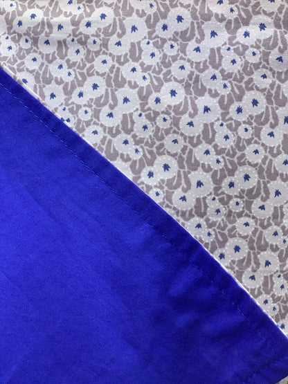 Beige Dot Flowers Nursing Cover